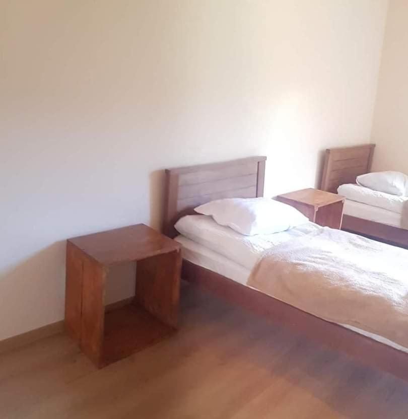 Guesthouse Caucasus Mestia Exteriör bild