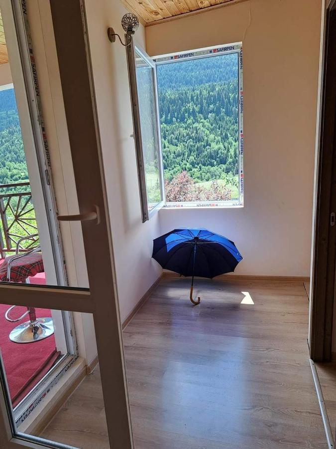 Guesthouse Caucasus Mestia Exteriör bild